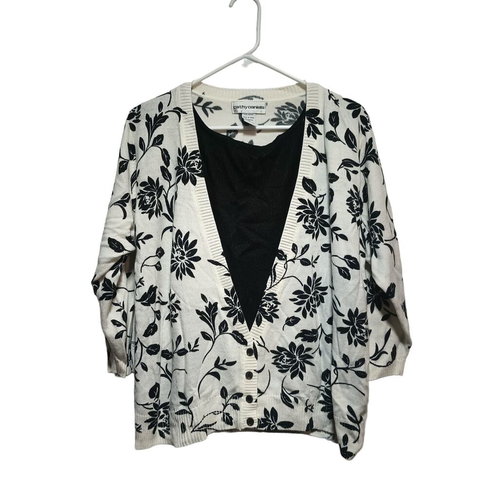 Cathy Daniels Women's Cardigan Size XL